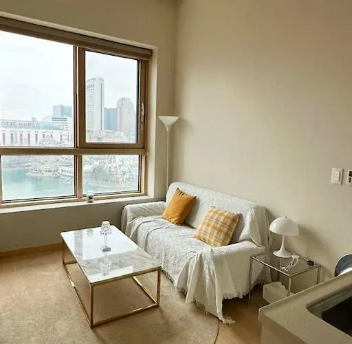 アパート Comfortable Duplex House With View #seokchonlakeview #lotteworld ソウル特別市