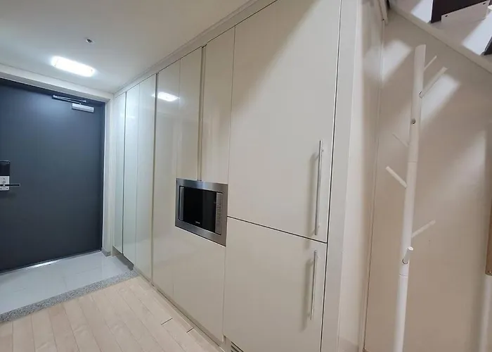 アパート Comfortable Duplex House With View #seokchonlakeview #lotteworld ソウル特別市
